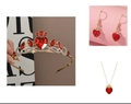 Parure bijoux de mariée dorée trois pièces avec cristaux rouges en forme de cœur et diadème - Parure 3 Pièces Couronne Collier Boucles d'Oreilles Cœur Rouge