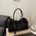 Große Shopper Tasche mit schwarzem Leopardenmuster und Wildleder-Textur für Damen - Schwarz