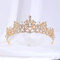 Elegantes goldenes Diadem mit funkelnden Kristall-Strasssteinen für Hochzeit - Gold Weiß