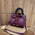 Borsa a mano bordeaux alla moda con fiocco in raso e manico a catena nera - Viola