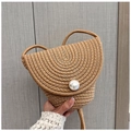 Mini bruine geweven crossbodytas met grote parelknoop en lange schouderriem - Khaki