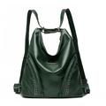 Zaino in pelle verde scuro con borchie argentate e spallacci multifunzionali - Verde