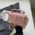 Bolso de mano bicolor rosa y crema en cuero sintético con hebilla dorada y correa - Rosa