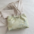 Bolso tote de jacquard verde claro con estampado de bambú y cadena de perlas - Hoja de Bambú / Verde