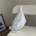 Marsupio in jacquard bianco con ricami colorati e dettaglio zip in corda intrecciata - Bianco