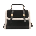 Bolso de mano retro de cuero negro con ribete de lana blanca y hebillas doradas - Negro