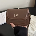 Bolso de hombro café oscuro en cuero sintético con lazo dorado y correa fina - 19*7*12.5 / Marrón