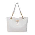Borsa tote bianca in ecopelle con trama coccodrillo e ciondolo a cervo dorato su bianco - Stile Tote Intrecciato (00-25008) / Bianco