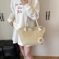 Sac fourre-tout en paille beige avec texture en V et accent floral de marguerite - Khaki