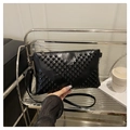 Borsa a tracolla in pelle PU nera con rivetti lucidi e cerniera argentata elegante - Nero