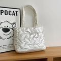 Bolso tote acolchado de algodón en plata perlada con gran capacidad y correas de hombro - Blanco
