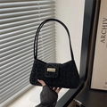 Elegante borsa baguette con stampa leopardata nera e fibbia dorata a spalla - leopardo nero