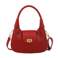 Elegante rode hobo-tas met geweven textuur, gouden sluiting en afneembare riem - Rood