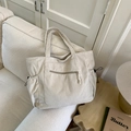 Grand sac fourre-tout beige en velours côtelé avec poches latérales et fermeture éclair - Blanc Cassé