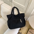 Grand sac cabas en velours côtelé noir avec poche zippée et détails de cordon - Noir