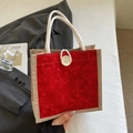Borsa tote in tela rossa con motivo a farfalla a rilievo e manici in corda - Borgogna