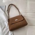 Sac bandoulière marron en similicuir avec barre en métal argenté et bandoulière chaîne - Marron - Sans Pendentif