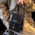 Mini sac à bandoulière pour téléphone avec motif léopard et pampille en perles de bois rétro - Noir Avec Charme De Perles