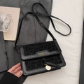 Sac bandoulière carré noir à imprimé léopard avec pendentif doré élégant - Noir - Sans Pendentif