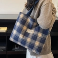 Retro blue and white checkered tote bag with large capacity and thick tweed texture - Large / No Pendant / Blue