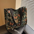 Borsa tote vintage in arazzo con motivi a farfalla colorati e manici in tessuto nero - Grande / Nero