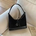 Chique zwarte suède hobo tas met zilveren ring en kwastjes voor dagelijks gebruik - Zwart