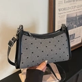 Borsa sottobraccio in lana grigia con cuori neri e tracolla regolabile rimovibile - Cuore