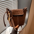 Braune gefrostete Beuteltasche mit Leopardenmuster und Perlen-Quasten-Anhänger - Kaffee Mit Perlenanhänger