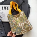 Ethno-Stil Mini-Beuteltasche mit geometrischem Webmuster und gelbem Tragegriff - Gelb