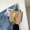 Mini borsa in tela kaki con fiori in maglia 3D e manico in corda bianca intrecciata - Rosa