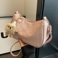 Sac bandoulière rose avec broderie papillon et porte-clé monstre en peluche marron - Rose Avec Pendentif Œil Kaki