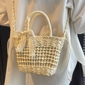 Borsa a tracolla in paglia crema fatta a mano con fiocco in pizzo e doppia tracolla - Bianco Sporco Con Sciarpa Di Seta