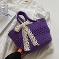 Bolso de mano de punto violeta hecho a mano con lazo de encaje blanco y textura - Púrpura + Pañuelo