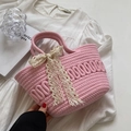Bolso de paja rosa hecho a mano con lazo de encaje para vacaciones de verano - Rosa Con Bufanda