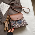Borsa a tracolla vintage in pelle marrone e tessuto geometrico con ciondolo a coniglio - Nero (Con ciondolo a forma di coniglio)