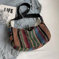 Sac bandoulière ethnique tissé multicolore avec motifs géométriques et sangle - Orange