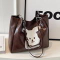 Borsa tote in pelle marrone scuro con stampa coniglio bianco e anelli in metallo - Marrone