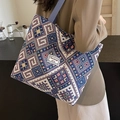 Bolso tote étnico de punto con patrones geométricos azules y correas para uso diario - L Azul