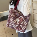 Bolso tote grande de estilo étnico con patrón geométrico y correa tejida - Talla Grande Rojo