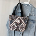 Grand sac cabas ethnique aux motifs géométriques colorés et anses en tissu noir - Petit Noir