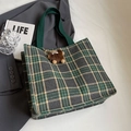 Borsa tote in tela a quadri verde da donna con ciondolo a forma di mostro peluche - Grande / Con Ciondolo Mostro Marrone / Verde