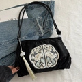 Borsa a tracolla plissettata nera di tendenza con ricamo floreale e nappa bianca con frange - Stile Ciondolo con Nappina Cinese / Nero