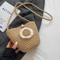 Sac à bandoulière tissé à la main marron clair avec marguerite blanche et perle - Style 1 Marguerite Khaki