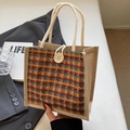 Leinenhandtasche mit buntem Karomuster, Holzknopfverschluss und gewebtem Seilgriff - Khaki Knopftyp