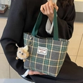 Borsa tote in tela a quadretti verde scuro con manici verdi e ciondolo a mostriciattolo - Piccolo / Con Ciondolo / Rosso