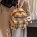 Mini Karo-Rucksack für Damen in Braun mit rosa Plüsch-Anhänger und Lederriemen - Khaki Mit Rosa Anhänger