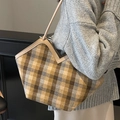 Classic checkered tote bag with brown and grey patterns and beige leather straps - No Pendant / Yellow Plaid