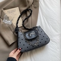 Retro graue Unterachseltasche mit Polka-Dots, Metallschleife und Flechtriemen - Punkte