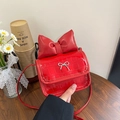 Mini sac bandoulière rouge avec texture crocodile et nœud décoratif pour femme - Rouge