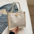 Borsa porta pranzo beige ricamata con manici in corda intrecciata e chiusura in legno - Bianco Crema a Rombi
